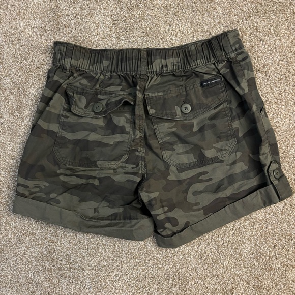 Social Standard By Sanctuary Camouflage Shorts Size XS - Picture 6 of 6